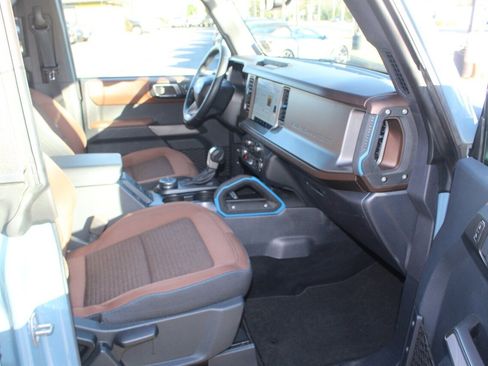 Used 2021 Ford Bronco Outer Banks image 14