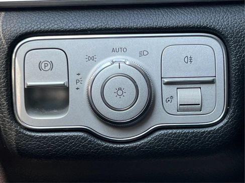 Used 2020 Mercedes-Benz GLS 450 4MATIC image 24