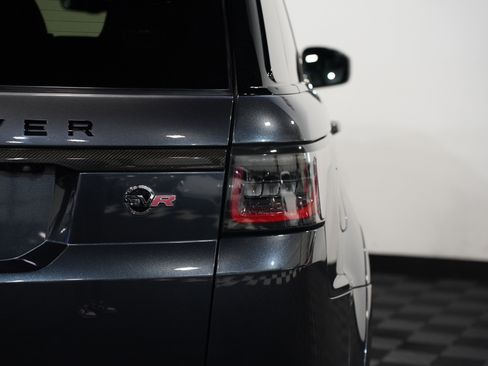 Used 2018 Land Rover Range Rover Sport SVR image 17