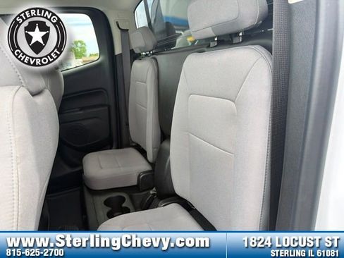Used 2022 Chevrolet Colorado W/T w/ WT Convenience Package RWD image 14