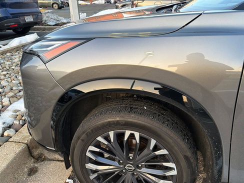 Used 2024 Nissan Rogue Platinum image 43