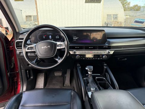 Used 2024 Kia Telluride S w/ S Sunroof Package FWD image 10