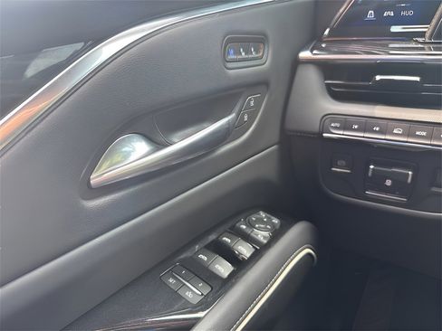 Used 2022 Cadillac Escalade ESV Sport w/ Touring Package image 30