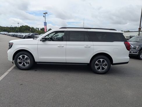 Used 2027 Ford Expedition Max Active RWD image 6