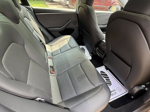 Used 2025 Tesla Model 3 RWD image 21