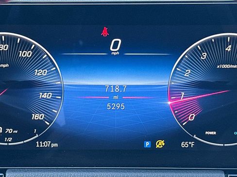 Used 2025 Mercedes-Benz GLA 250 4MATIC image 26