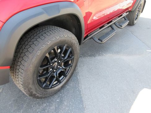 Certified 2023 Chevrolet Colorado Trail Boss w/ LPO, Dark Essentials Package AWD/4WD image 13