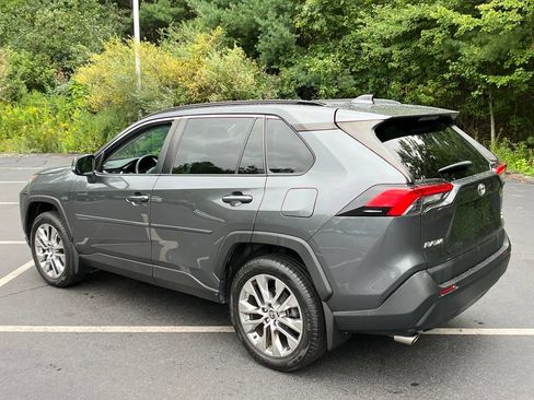 Used 2021 Toyota RAV4 XLE Premium AWD/4WD image 6