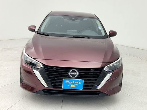Used 2024 Nissan Sentra SV image 2