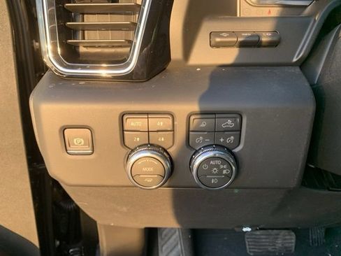 New 2026 GMC Sierra 1500 Denali w/ Denali Reserve Package AWD/4WD image 19