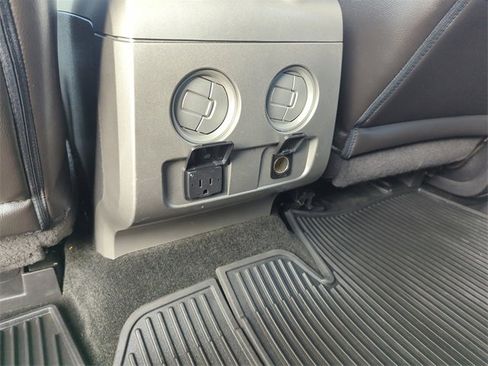 Used 2014 Ford F150 Lariat w/ Equipment Group 502A Luxury image 26