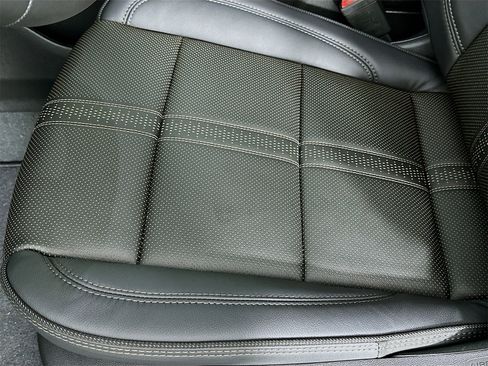 New 2026 Chevrolet Suburban High Country image 20