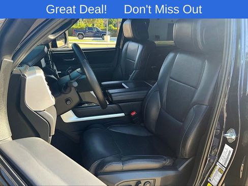 Used 2024 Toyota Tundra Platinum image 31