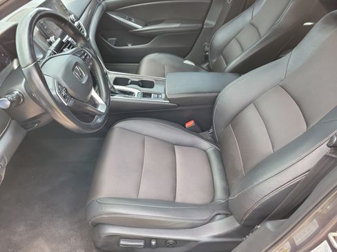 Used 2020 Honda Accord Sport image 10