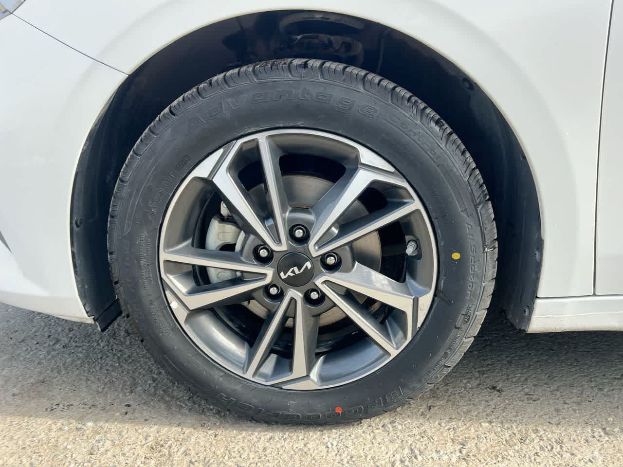 Certified 2023 Kia Forte LXS FWD image 10