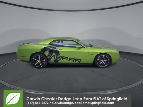 Used 2011 Dodge Challenger SRT8 w/ Green w/Envy Group image 17