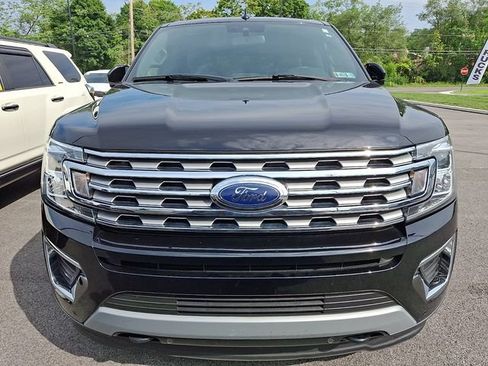 Used 2019 Ford Expedition Limited w/ Driver Assistance Package AWD/4WD image 2