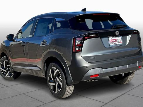 New 2026 Nissan Kicks SV image 7