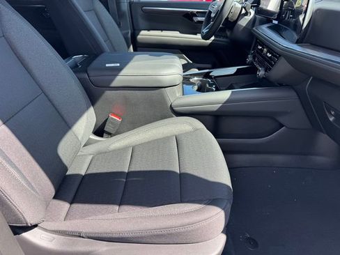 New 2026 Chevrolet Tahoe LS w/ LPO, Dark Essentials Package image 7