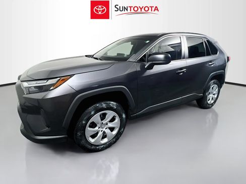 Used 2023 Toyota RAV4 LE FWD image 9