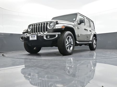 Used 2021 Jeep Wrangler Unlimited Sahara w/ Safety Group image 30