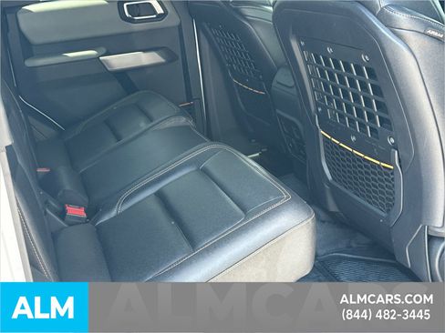 Used 2023 Ford Bronco Badlands AWD/4WD image 17