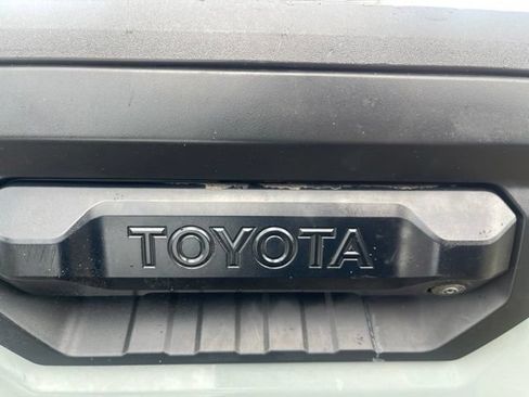 Used 2024 Toyota Tundra SR5 w/ SR5 Premium Package AWD/4WD image 19