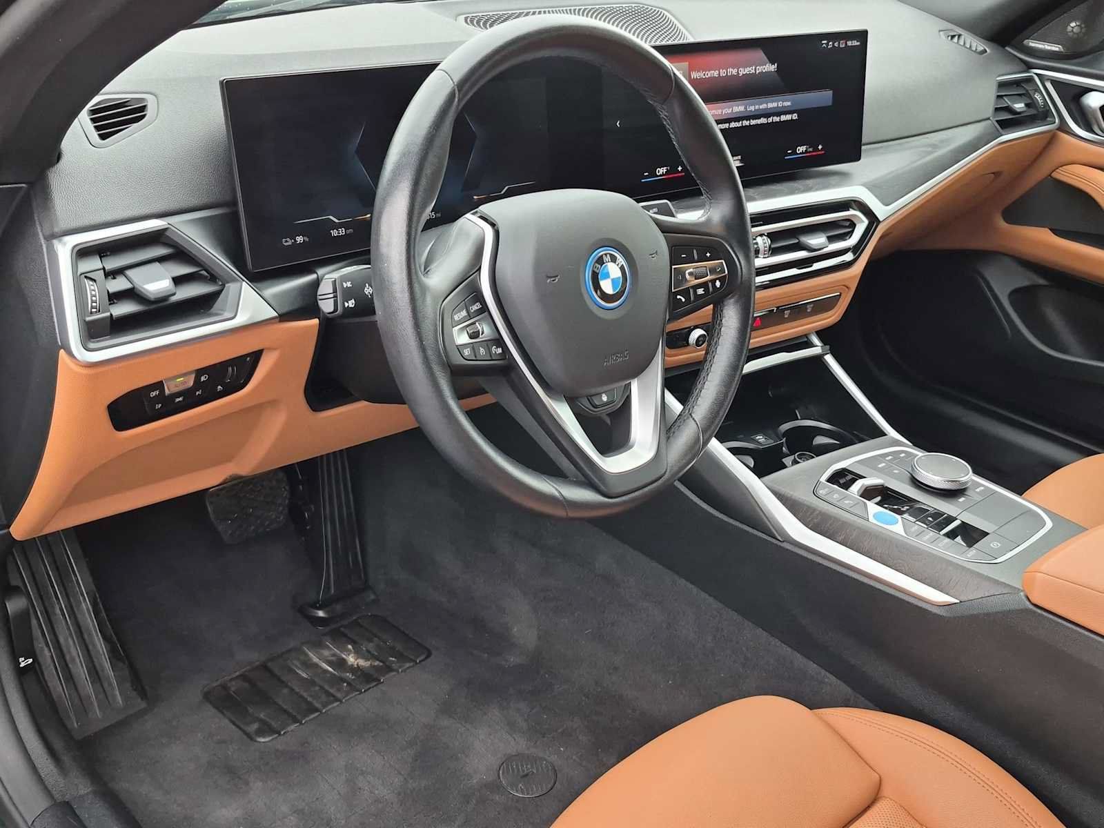 Used 2023 BMW i4 eDrive35 w/ Premium Package RWD image 10