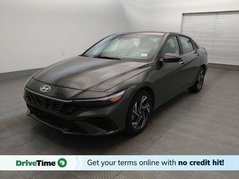 Used 2025 Hyundai Elantra Sport FWD image 1