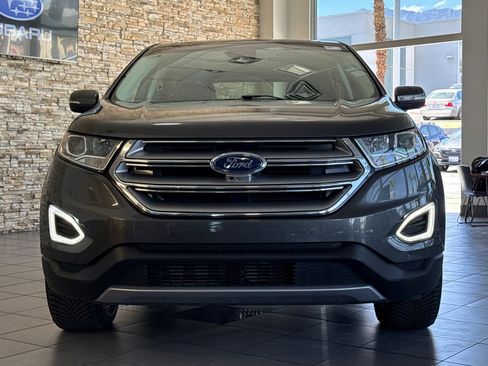Used 2018 Ford Edge Titanium w/ Equipment Group 302A AWD/4WD image 8