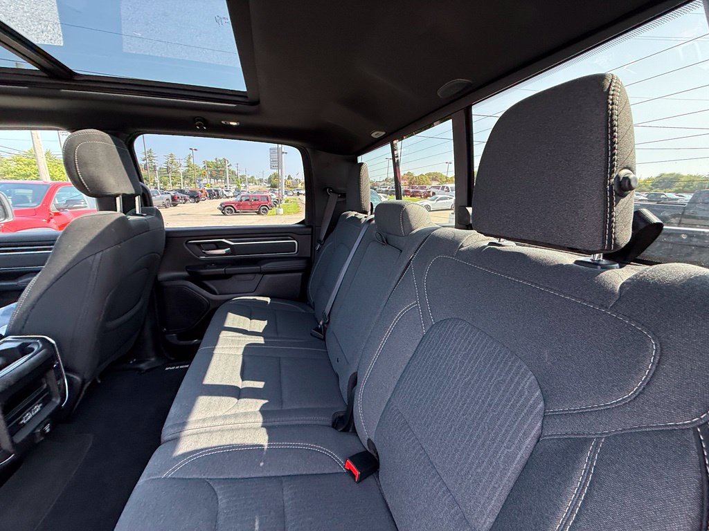 Used 2022 RAM 1500 Big Horn AWD/4WD image 25