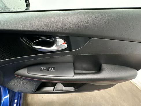 Used 2021 Kia Forte GT image 22