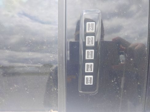 Used 2022 Ford F150 XLT w/ Equipment Group 302A High AWD/4WD image 17