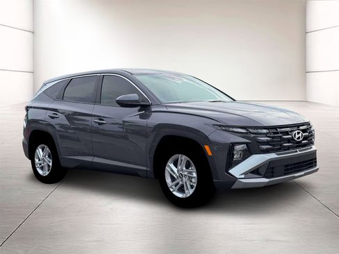 New 2026 Hyundai Tucson SE image 10