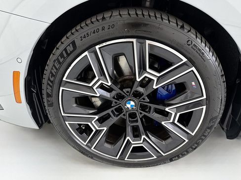 Used 2026 BMW i5 eDrive40 w/ M Sport Package AWD/4WD image 29