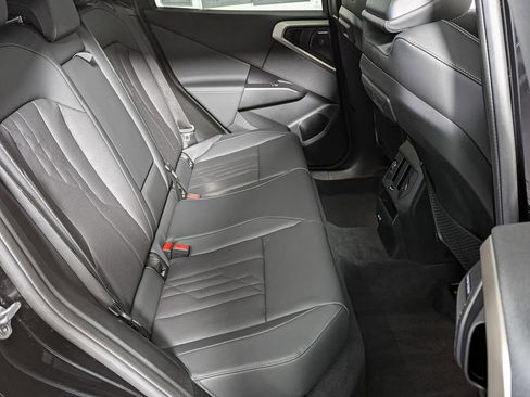 Used 2025 BMW X3 xDrive30i w/ Convenience Package image 37