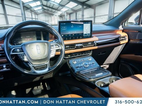 Used 2023 Lincoln Nautilus Reserve AWD/4WD image 26