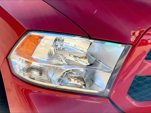 Used 2017 RAM 1500 Express image 27