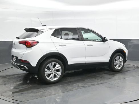 Used 2025 Buick Encore GX Preferred image 2