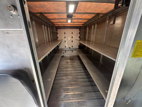 Used 2022 RAM ProMaster 3500 w/ Fleet Safety Group FWD image 12
