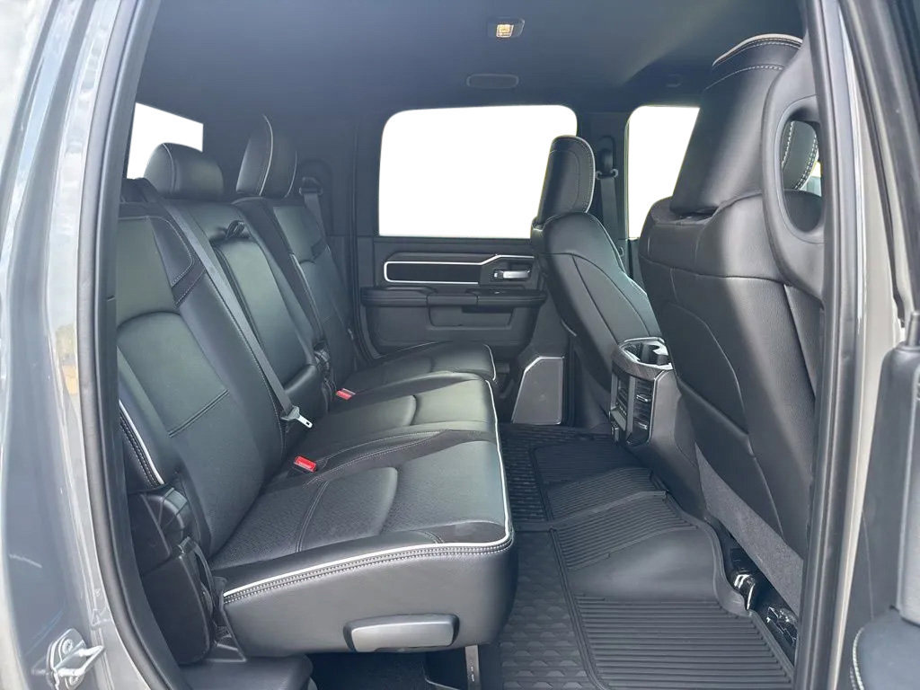 New 2026 RAM 2500 Laramie AWD/4WD image 26