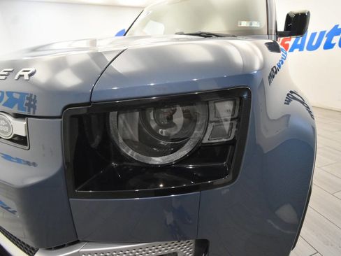 Used 2020 Land Rover Defender 110 First Edition AWD/4WD image 9