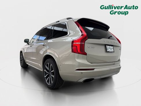Used 2017 Volvo XC90 T6 Momentum w/ Vision Package AWD/4WD image 5