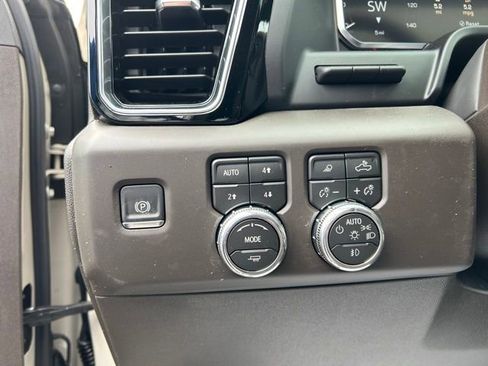 New 2026 GMC Sierra 1500 Denali w/ Denali Reserve Package image 33