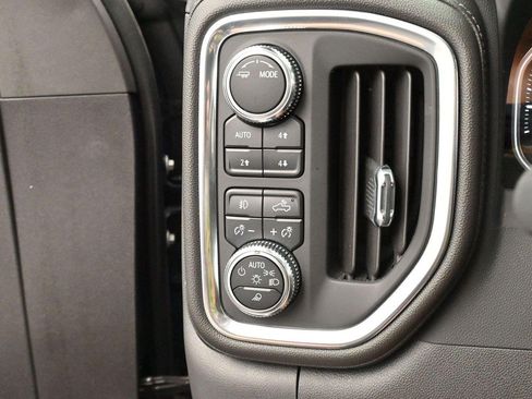 Used 2022 GMC Sierra 1500 Denali w/ Denali Premium Package AWD/4WD image 21