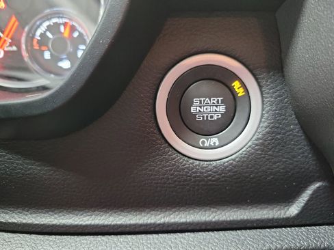 Used 2021 RAM 1500 Big Horn AWD/4WD image 46