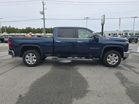 Certified 2022 Chevrolet Silverado 2500 LTZ w/ LTZ Plus Package AWD/4WD image 2
