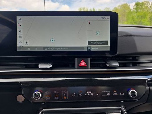 New 2026 Kia Carnival SX Prestige FWD image 12