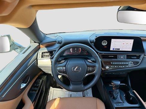 Used 2023 Lexus ES 350 w/ Premium Package image 17