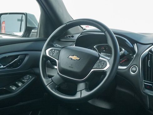 Used 2023 Chevrolet Traverse LT FWD image 14